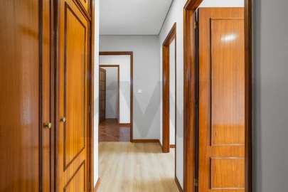 Apartamento T2 para Venda em Baguim do Monte (Rio Tinto)