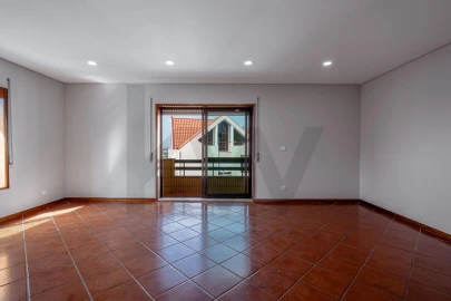 Apartamento T2 para Venda em Baguim do Monte (Rio Tinto)