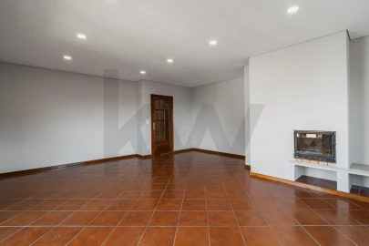 Apartamento T2 para Venda em Baguim do Monte (Rio Tinto)