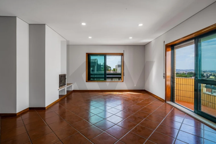 Apartamento T2 para Venda em Baguim do Monte (Rio Tinto) Foto 2