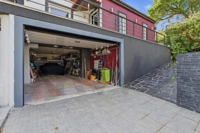 Moradia T5 para Venda em Fanhões