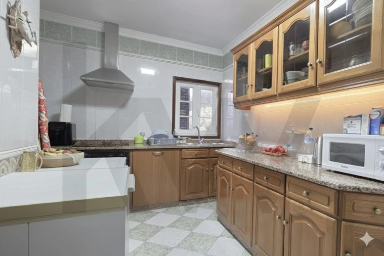 Apartamento T3 para Arrendamento em Amarante (São Gonçalo), Madalena, Cepelos e Gatão Foto 12