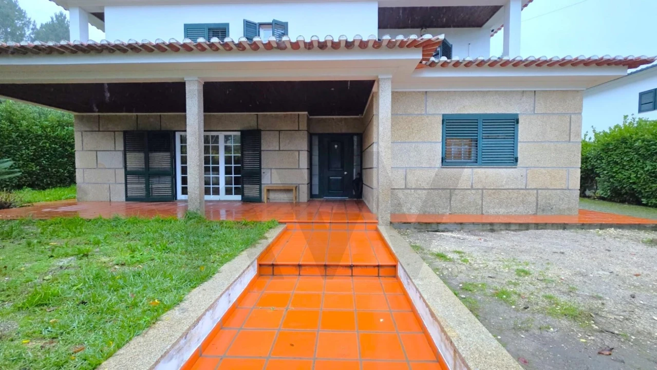 Apartamento T3 para Arrendamento em Amarante (São Gonçalo), Madalena, Cepelos e Gatão Foto 13