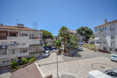 Apartamento T2 para Venda em São Domingos de Rana