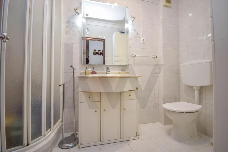 Apartamento T2 para Venda em São Domingos de Rana Foto 13