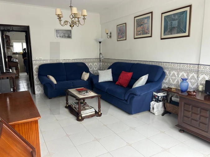 Apartamento T2 para Venda em São Domingos de Rana Foto 17