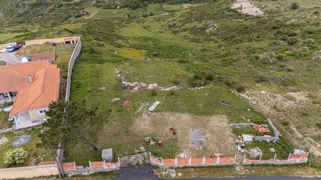 Terreno para Venda em Santiago dos Velhos Foto 9