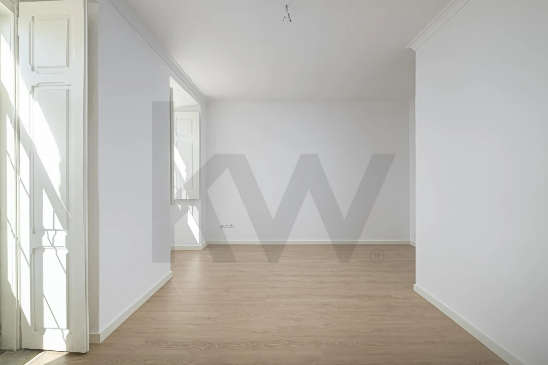 Apartamento T3 para Arrendamento em Avenidas Novas Foto 4
