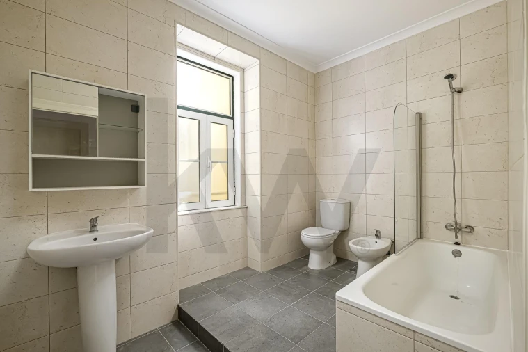 Apartamento T3 para Arrendamento em Avenidas Novas Foto 11