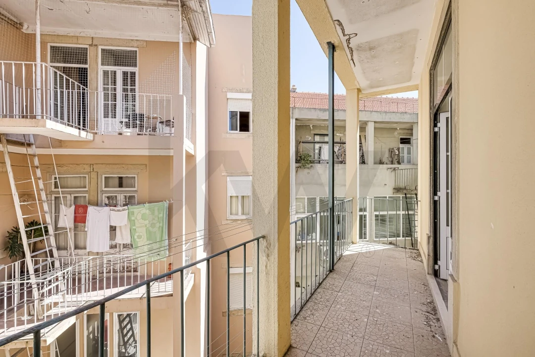 Apartamento T3 para Arrendamento em Avenidas Novas Foto 15