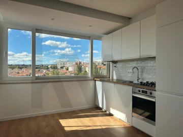 Apartamento T2 para Venda em Queluz e Belas