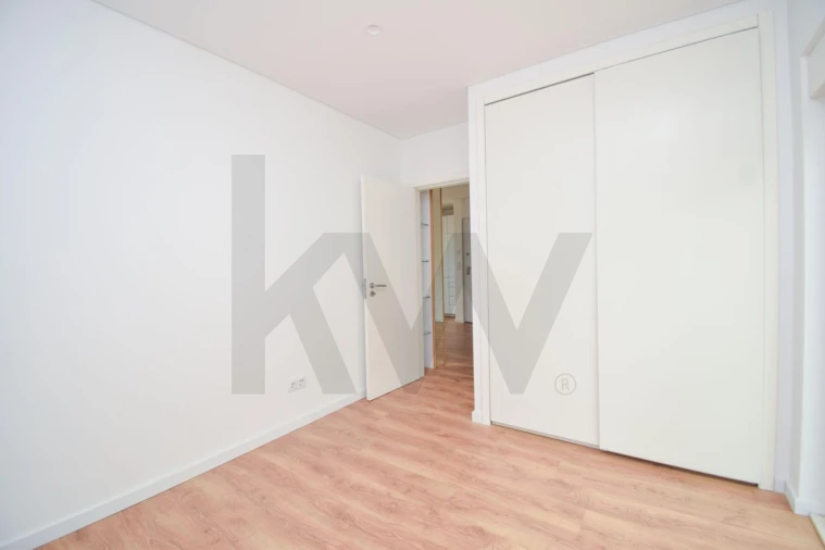Apartamento T2 para Venda em Queluz e Belas Foto 12