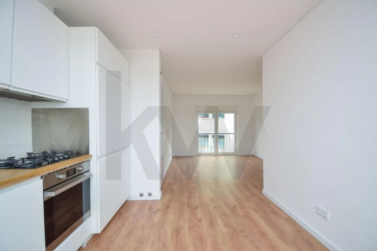 Apartamento T2 para Venda em Queluz e Belas Foto 3