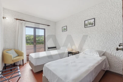 Moradia T6 para Venda em Sesimbra (Santiago)