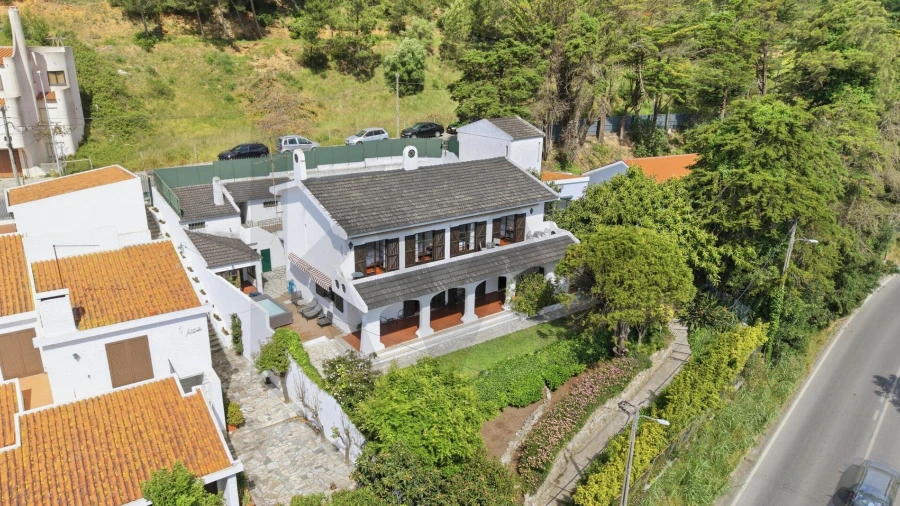 Moradia T6 para Venda em Sesimbra (Santiago)