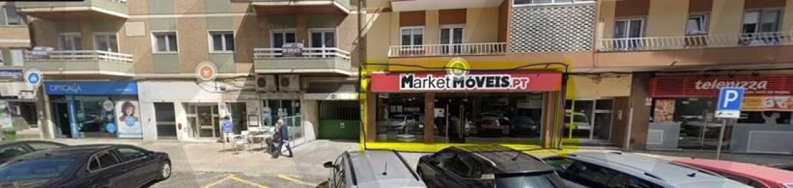 Loja para Arrendamento em Santa Maria, São Pedro e Matacães