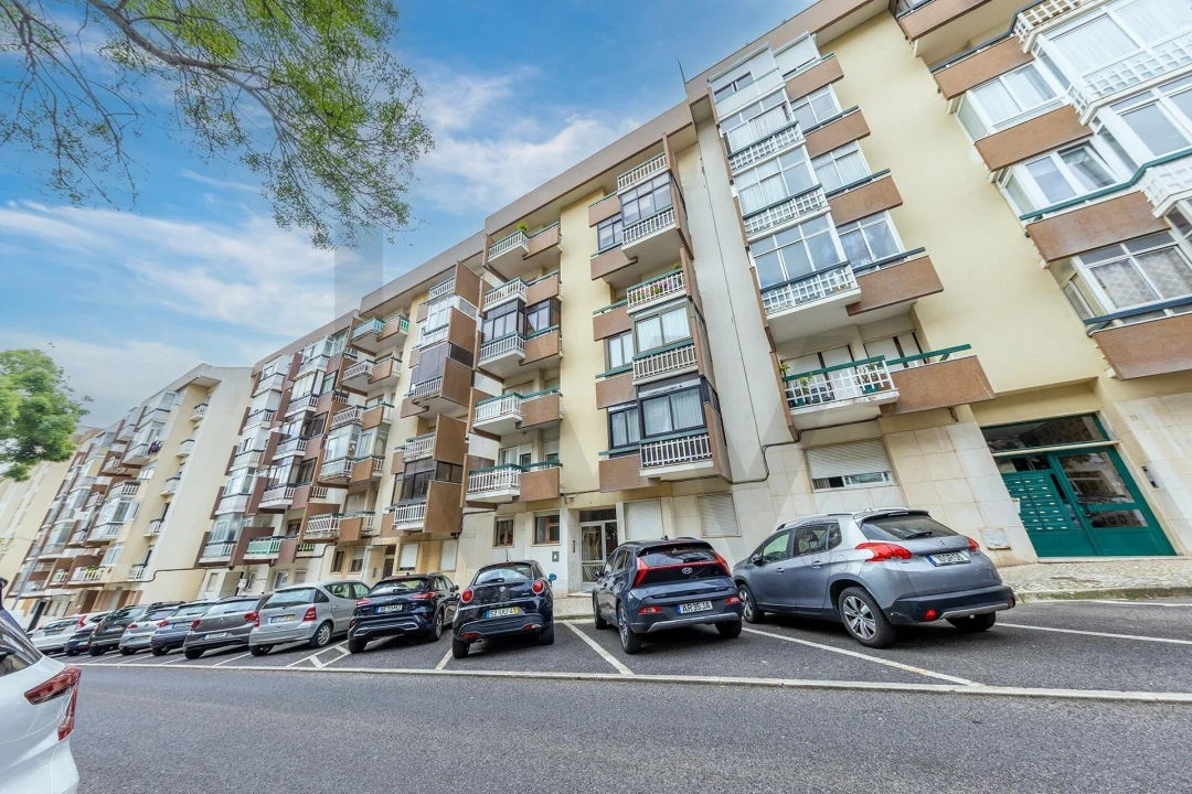 Apartamento T2 para Arrendamento em Oeiras e São Julião da Barra, Paço de Arcos e Caxias Foto 2