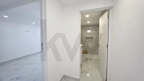 Moradia T3 para Arrendamento em Telões