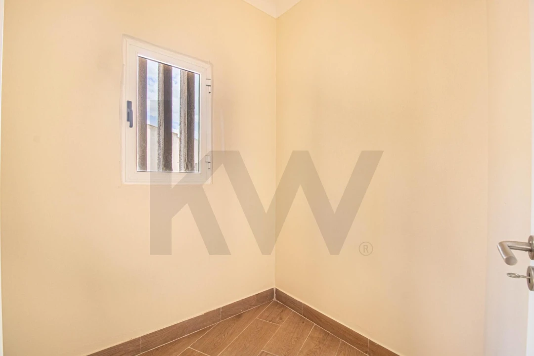 Apartamento T3 para Arrendamento em Vila Franca de Xira Foto 12