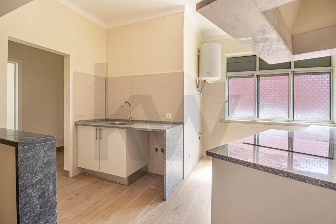 Apartamento T3 para Arrendamento em Vila Franca de Xira Foto 8