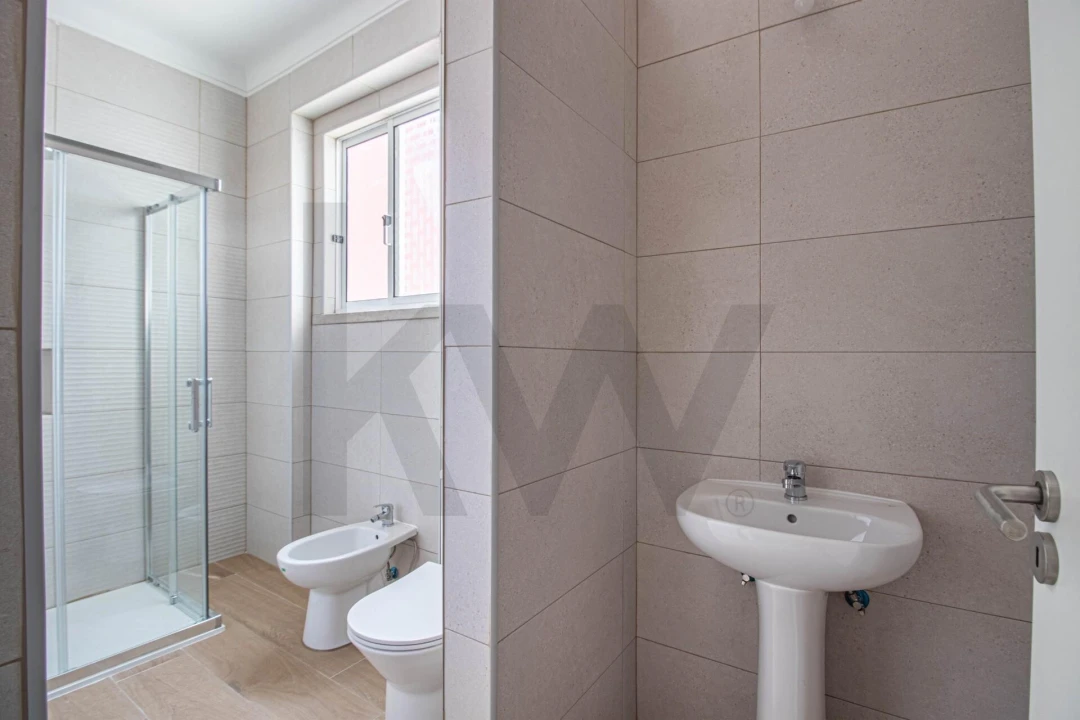 Apartamento T3 para Arrendamento em Vila Franca de Xira Foto 3