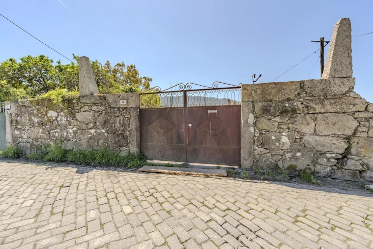 Quinta T3 para Venda em Riba de Ancora Foto 6