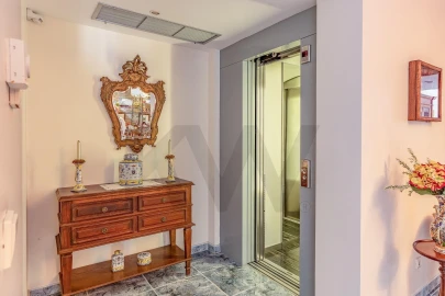 Quinta T11 para Venda em Longos Vales