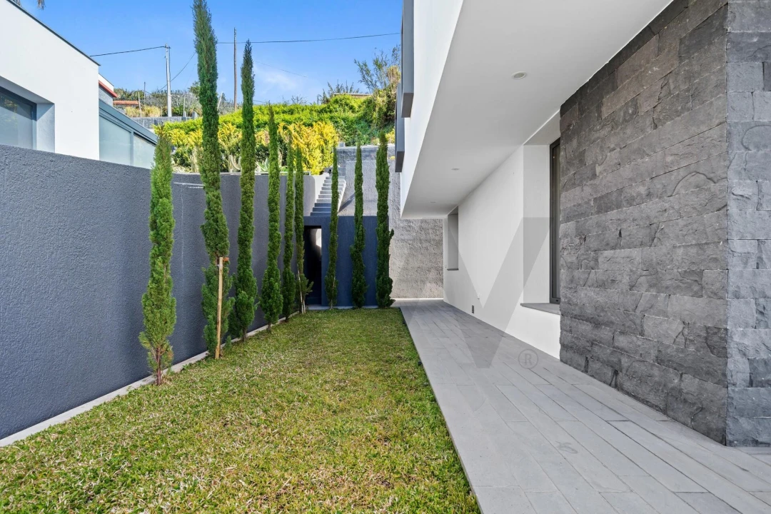 Moradia T3 para Venda em Ribeira Brava Foto 47