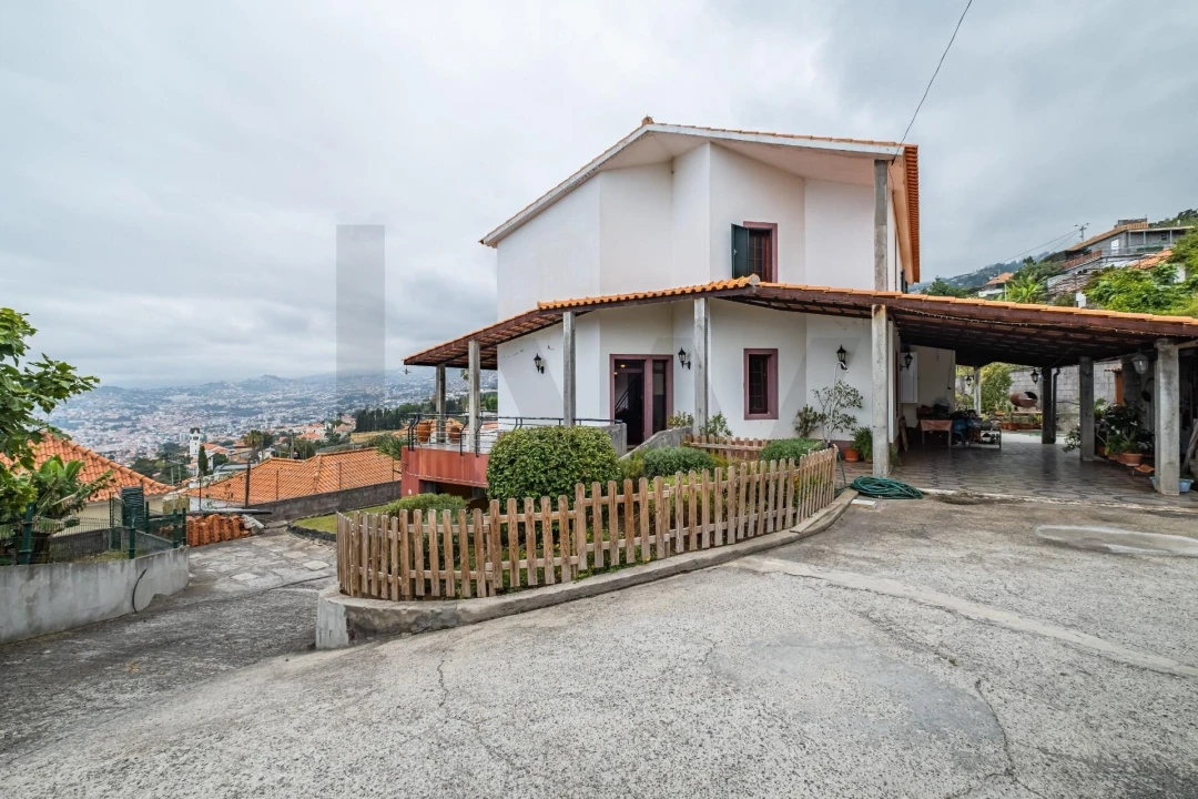 Moradia T3 para Venda em São Gonçalo Foto 7