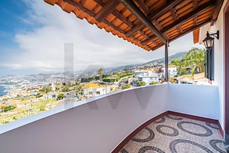 Moradia T3 para Venda em São Gonçalo Foto 2