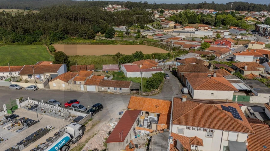 Moradia T2 para Venda em Fradelos Foto 3