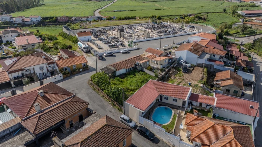 Moradia T2 para Venda em Fradelos Foto 4