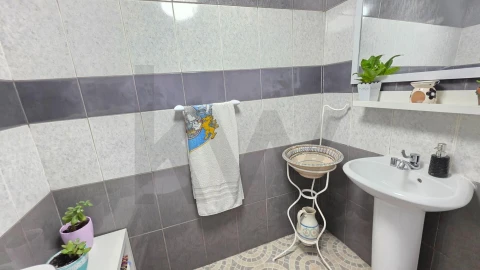 Moradia T2 para Venda em Pico da Pedra