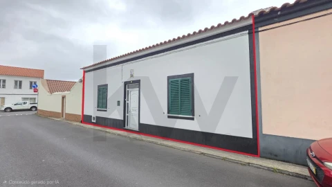 Moradia T2 para Venda em Pico da Pedra