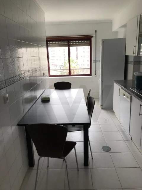 Apartamento T1 para Arrendamento em Requeixo, Nossa Senhora de Fátima e Nariz