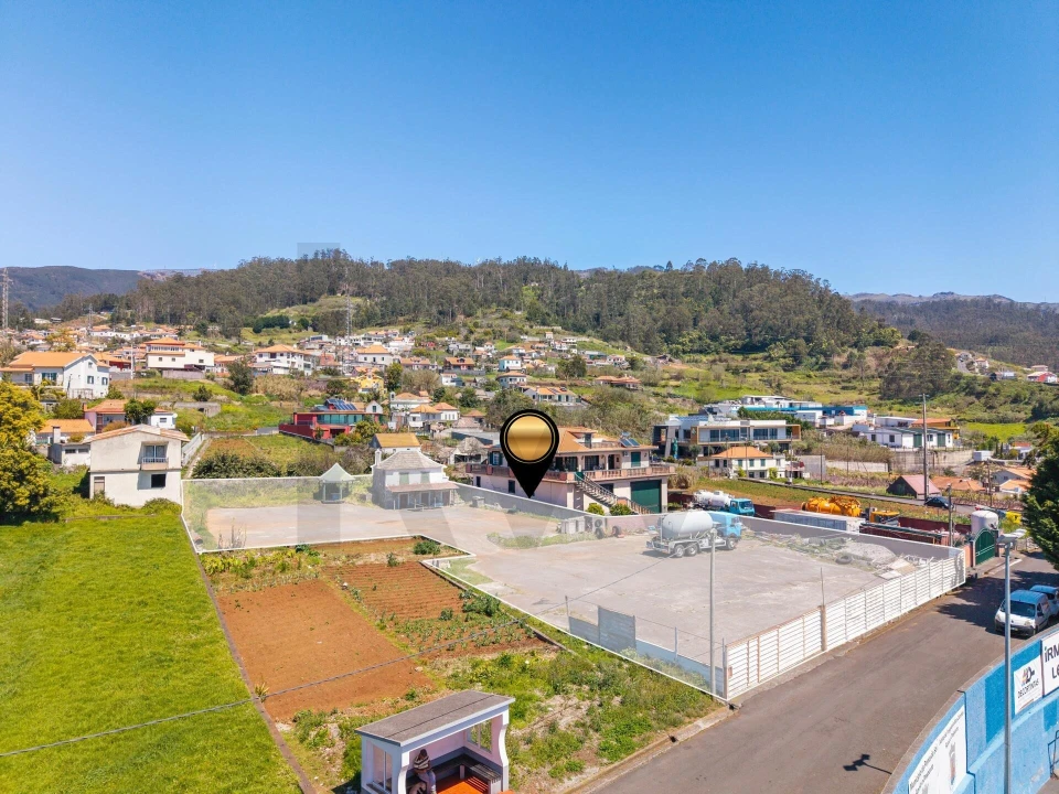 Terreno para Venda em Canhas Foto 6