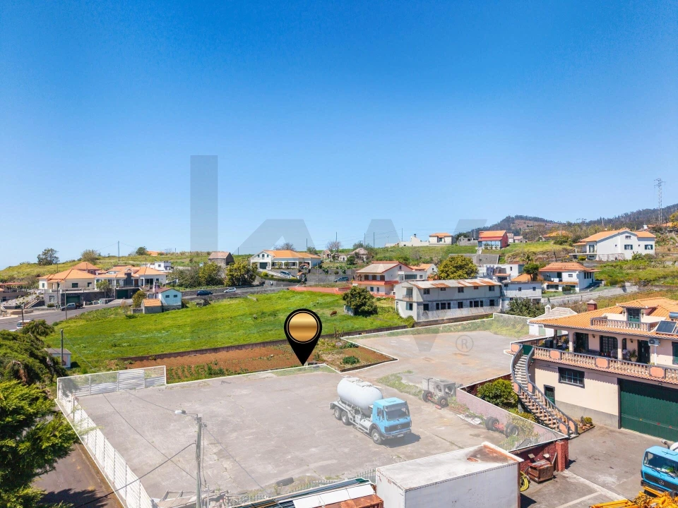 Terreno para Venda em Canhas Foto 8