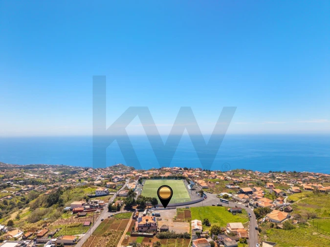 Terreno para Venda em Canhas