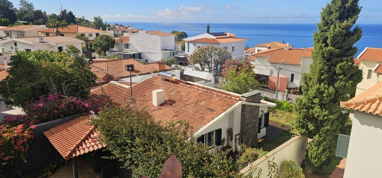Moradia T4 para Venda em Funchal (Santa Maria Maior) Foto 19