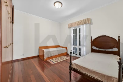 Moradia T4 para Venda em Funchal (Santa Maria Maior)