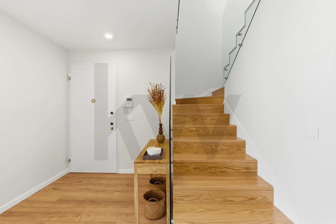 Apartamento T5 para Venda em Ericeira Foto 46