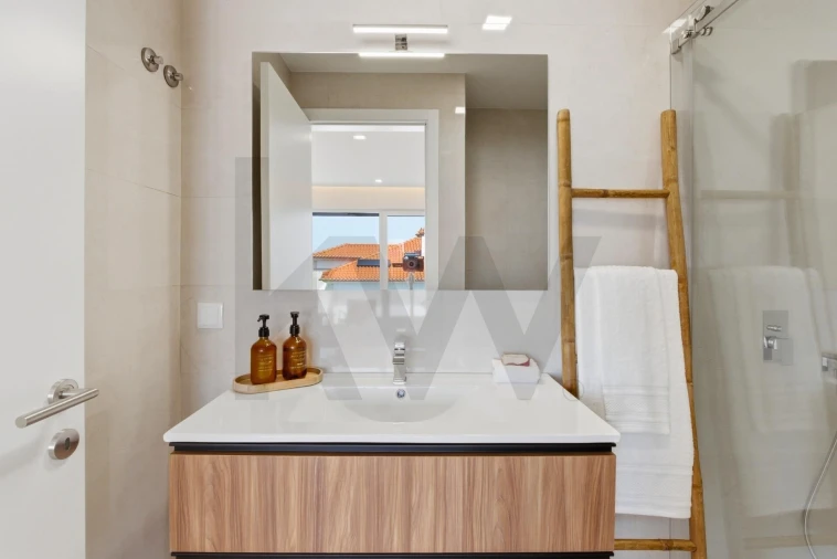 Apartamento T5 para Venda em Ericeira Foto 52