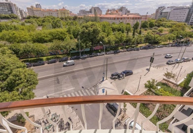 Apartamento T2 para Venda em Campolide