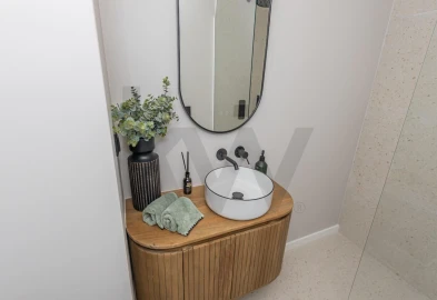 Apartamento T2 para Venda em Campolide