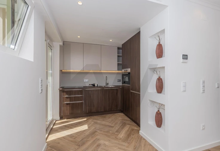 Apartamento T2 para Venda em Campolide Foto 5