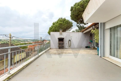Moradia T5 para Venda em Olhalvo