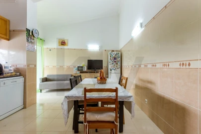 Moradia T5 para Venda em Olhalvo