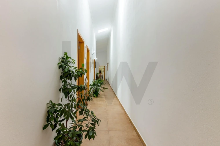 Moradia T5 para Venda em Olhalvo Foto 2