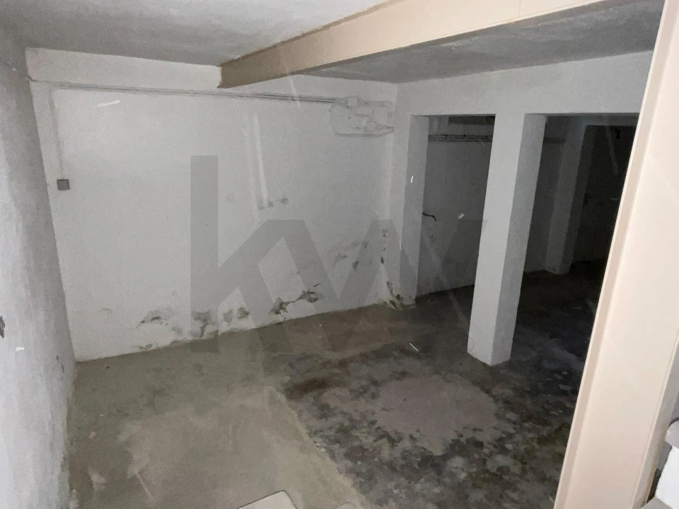 Loja para Arrendamento em Campo de Ourique Foto 8