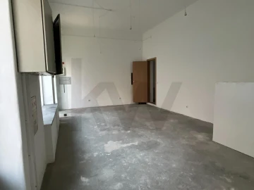 Loja para Arrendamento em Campo de Ourique